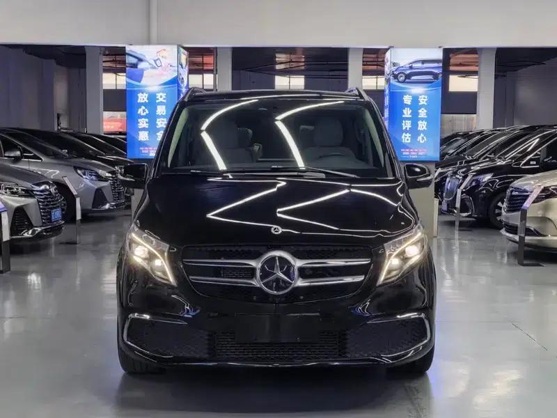 Mercedes-Benz V-Class 2021 V 260 L Long Wheelbase Premium Edition — миниатюра 2