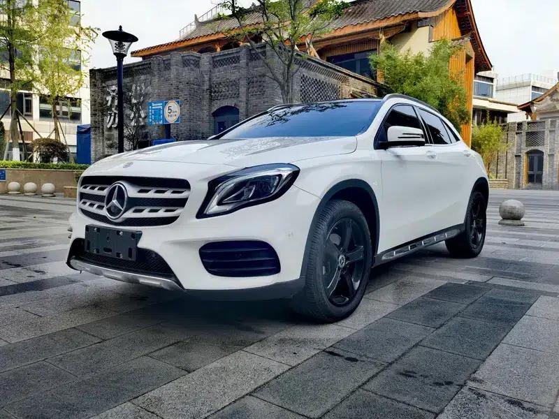 2019 Mercedes-Benz GLA 200 Fashion Edition — миниатюра 1