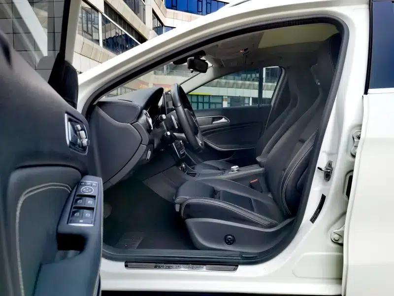 2019 Mercedes-Benz GLA 200 Fashion Edition — миниатюра 12