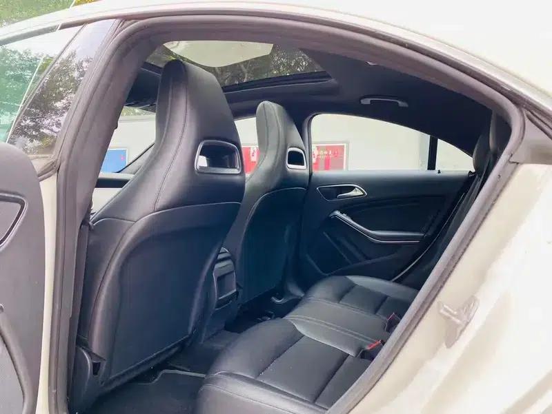 Mercedes-Benz GLA (Imported) 2015 GLA 200 — миниатюра 9