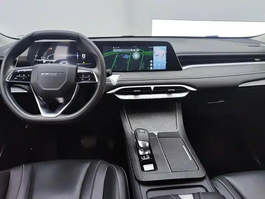 Venucia V2021 260T Idol Edition — миниатюра 12