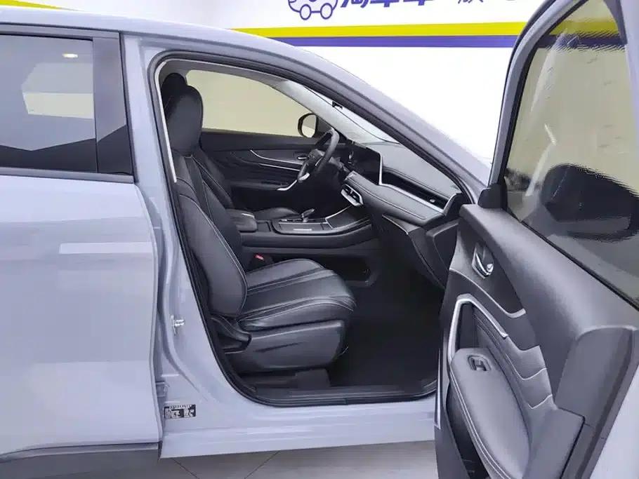 Venucia V2021 260T Idol Edition — миниатюра 8