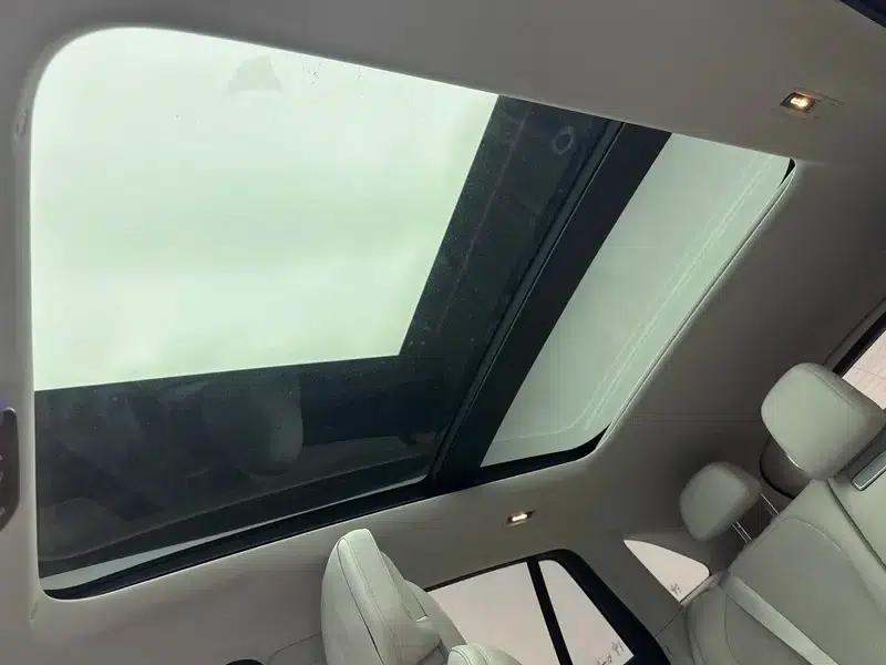 2024 Mercedes-Benz EQE SUV 350 4MATIC Luxury Edition — миниатюра 19
