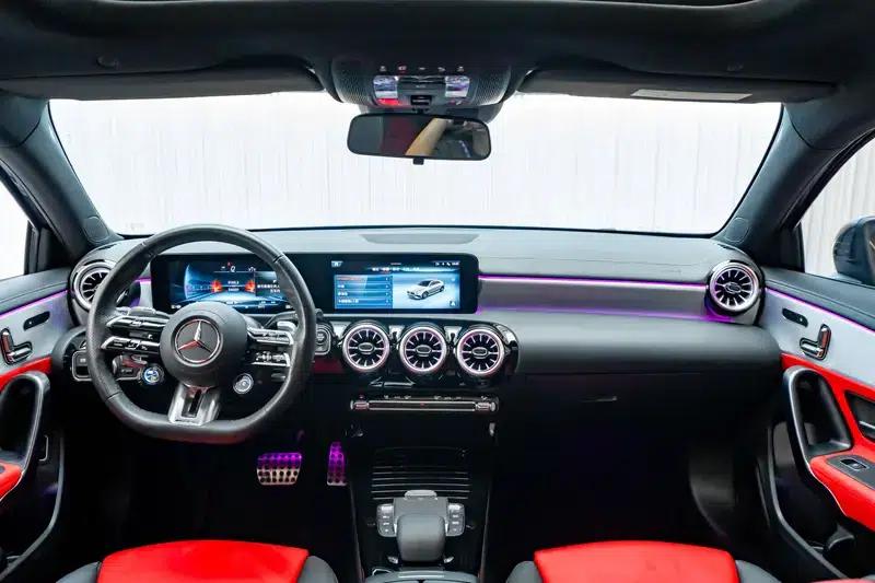 2024 Mercedes-Benz A-Class AMG A 35 L 4MATIC — миниатюра 20