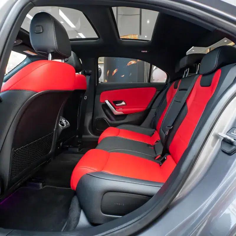 2024 Mercedes-Benz A-Class AMG A 35 L 4MATIC — миниатюра 24