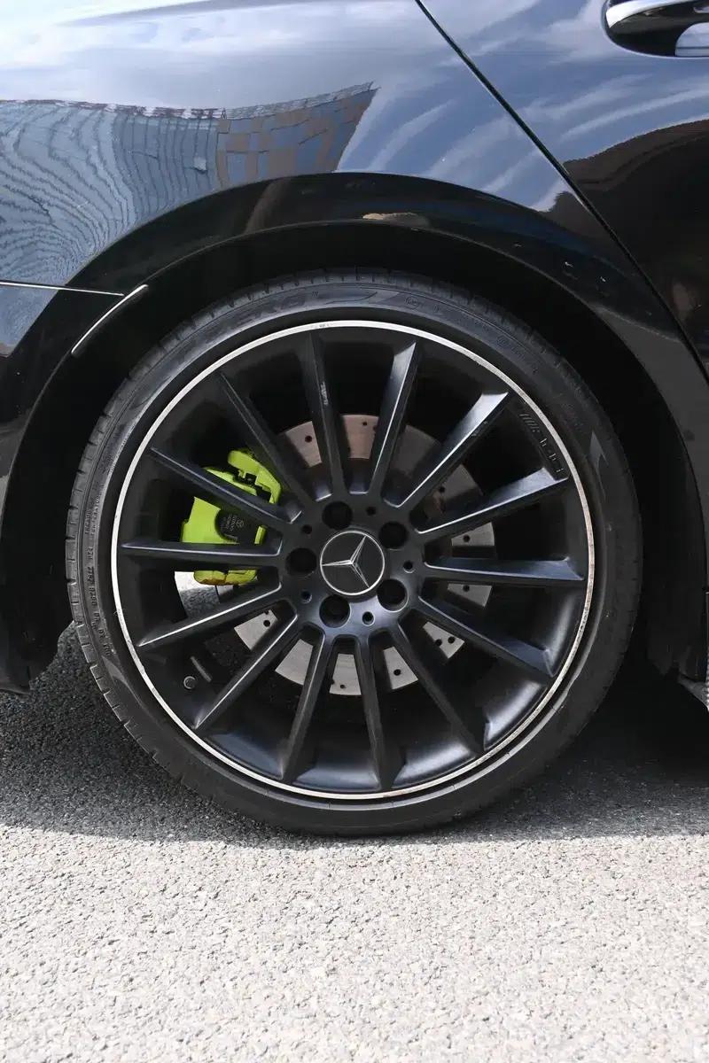2023 Mercedes-Benz A-Class AMG A 35 L 4MATIC — миниатюра 31
