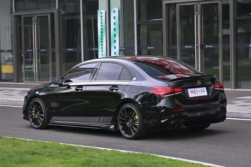 2023 Mercedes-Benz A-Class AMG A 35 L 4MATIC — миниатюра 5