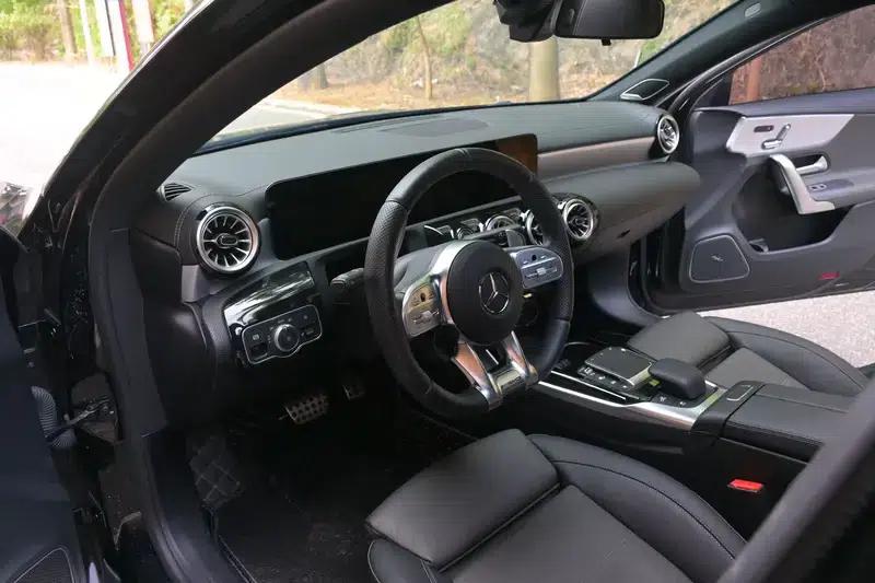 2023 Mercedes-Benz A-Class AMG A 35 L 4MATIC — миниатюра 41