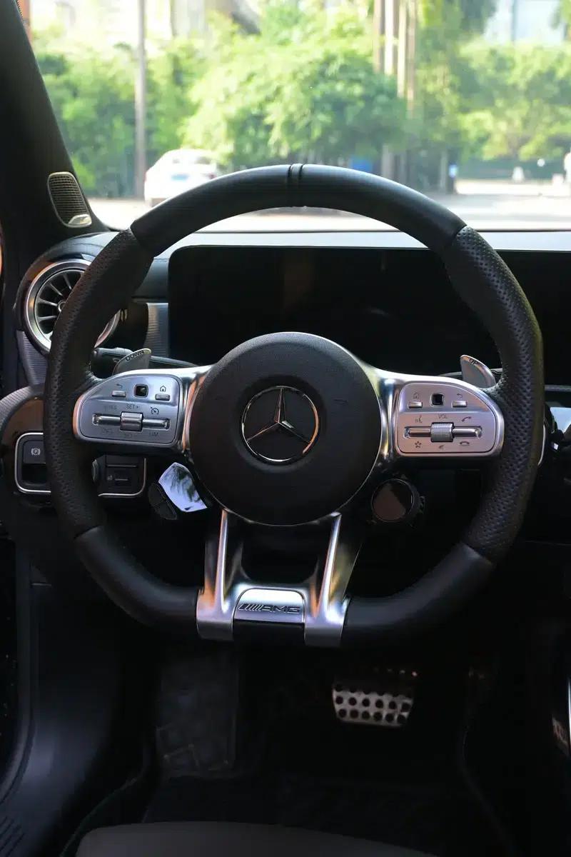 2023 Mercedes-Benz A-Class AMG A 35 L 4MATIC — миниатюра 42