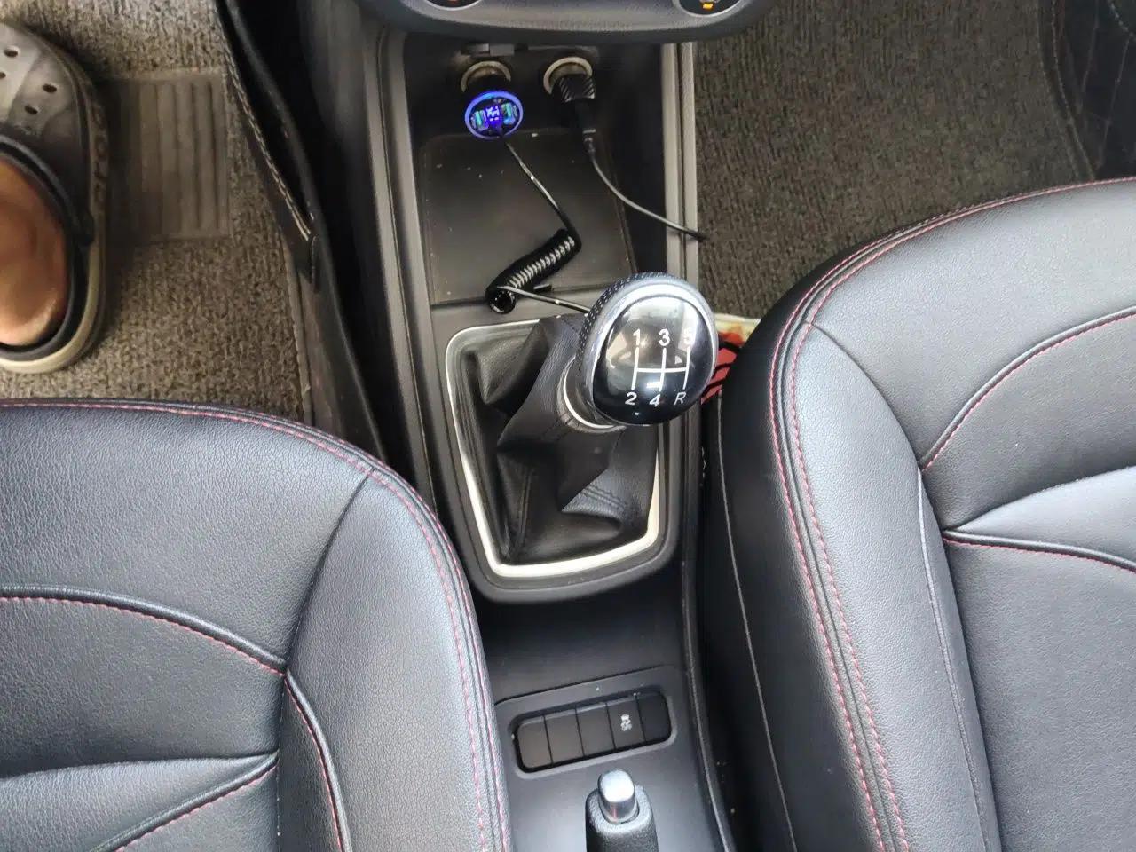 Haval H1 2016 Revised Version Blue Badge 1.5L Manual Luxury Edition — миниатюра 14