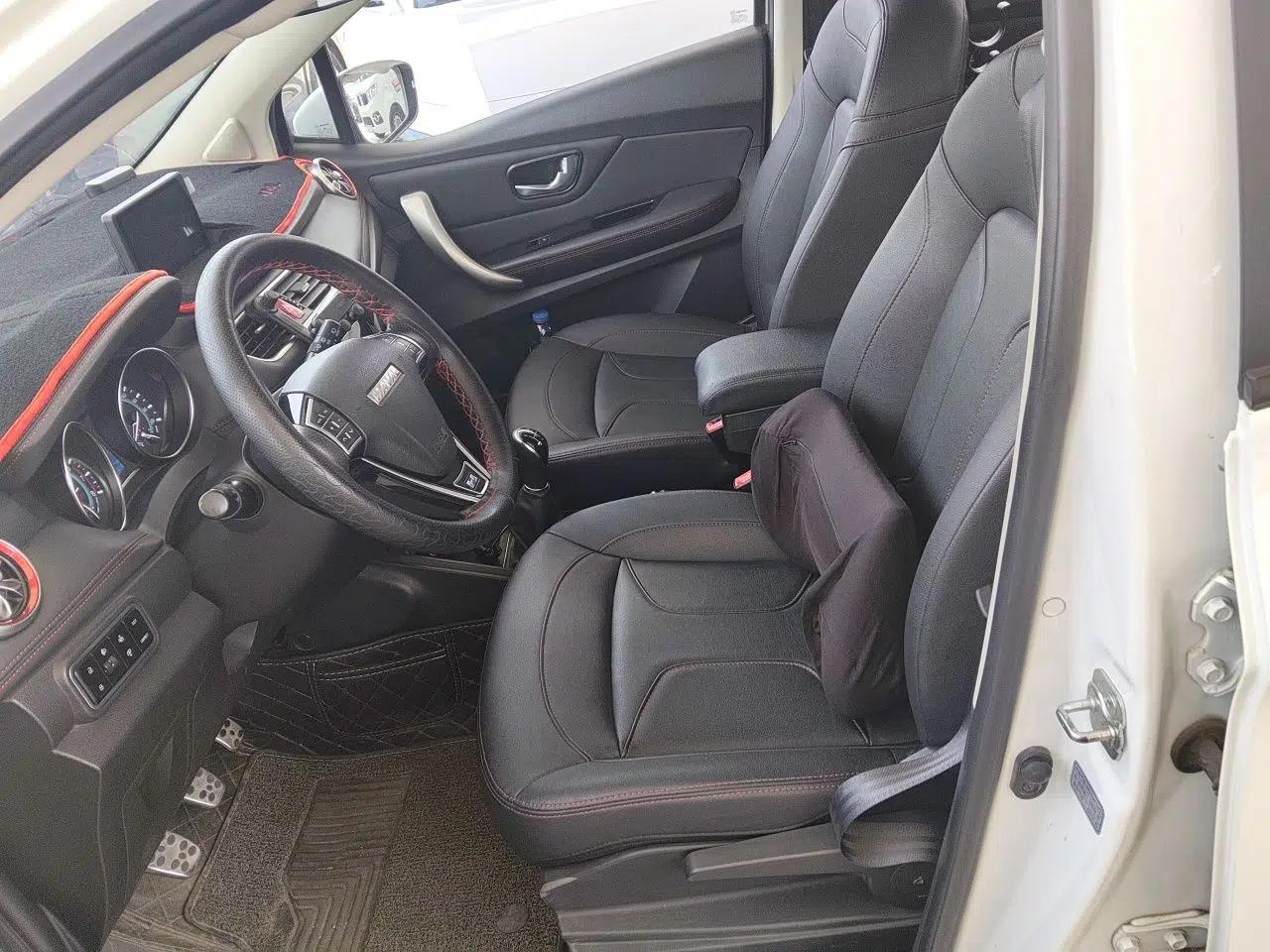 Haval H1 2016 Revised Version Blue Badge 1.5L Manual Luxury Edition — миниатюра 15
