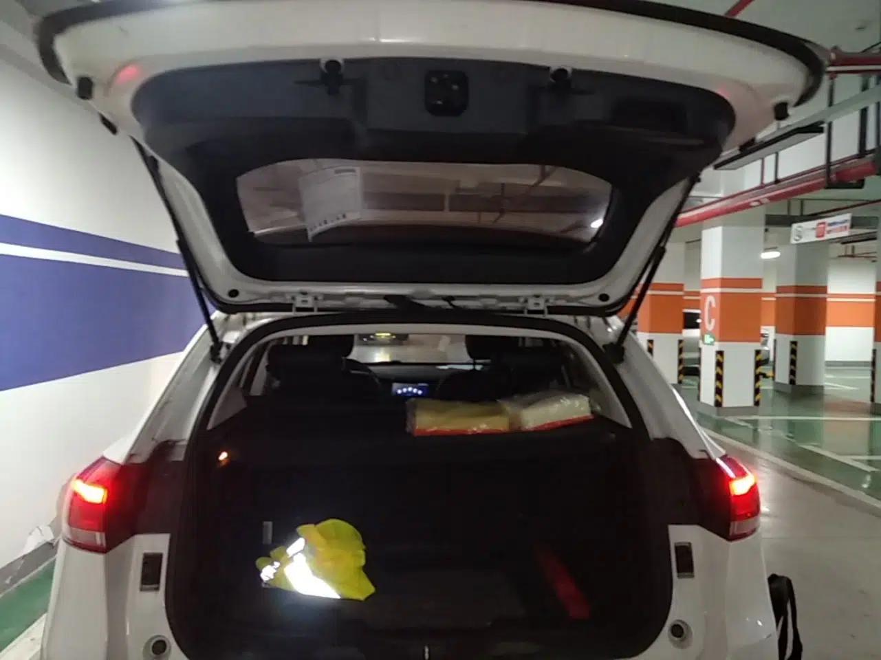 Haval H2s 2018 Red-Label 1.5T Dual-Clutch ZhiShang Model — миниатюра 27