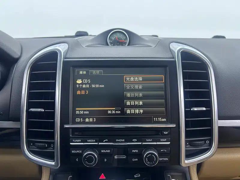 Cayenne 2014 Cayenne Platinum Edition 3.0T — миниатюра 10