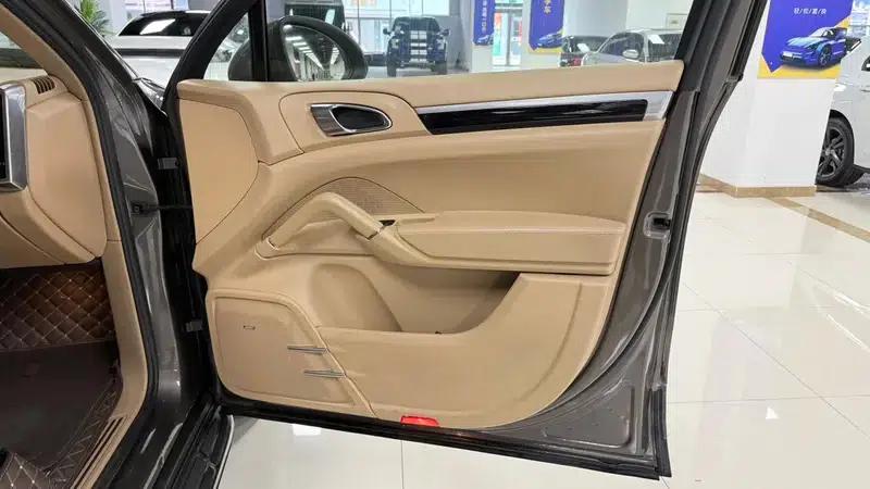 Cayenne 2011 Cayenne 3.0T — миниатюра 25