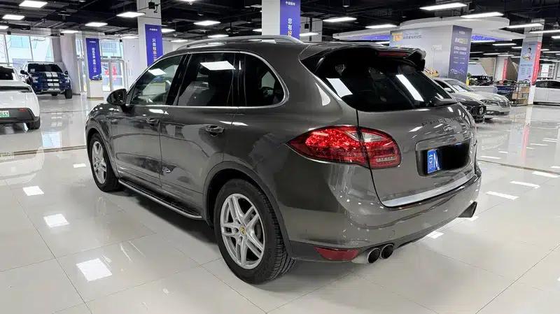 Cayenne 2011 Cayenne 3.0T — миниатюра 5