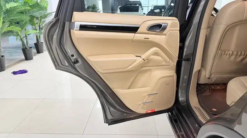 Cayenne 2011 Cayenne 3.0T — миниатюра 10