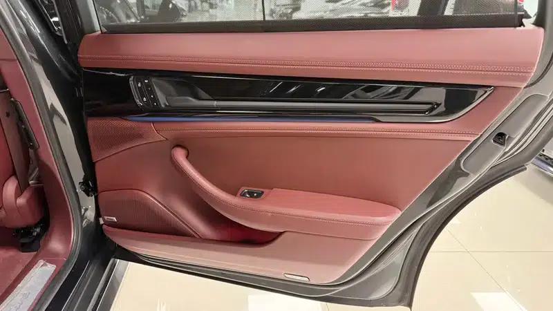 2024 Panamera 4 Executive Long Wheelbase 2.9T — миниатюра 11