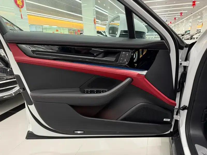 2026 Panamera 4 Executive Long Wheelbase 2.9T — миниатюра 11