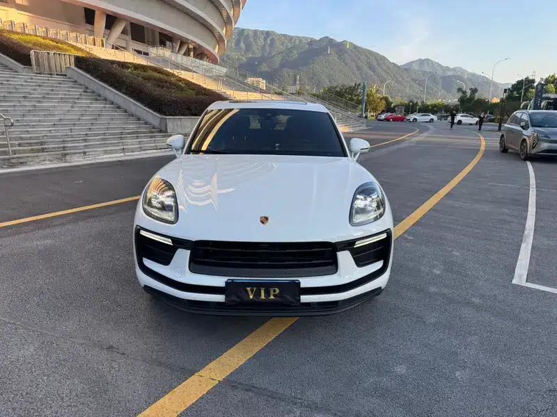 2023 Macan 2.0T — миниатюра 2