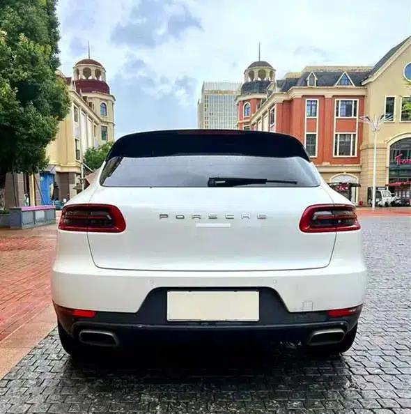 2017 Macan 2.0T — миниатюра 3