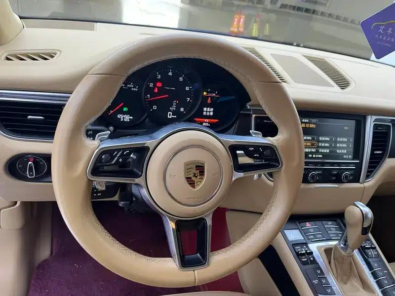 2014 Macan 2.0T — миниатюра 11
