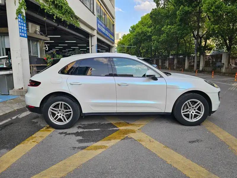 2014 Macan 2.0T — миниатюра 7