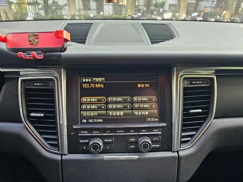 2014 Macan 2.0T — миниатюра 10