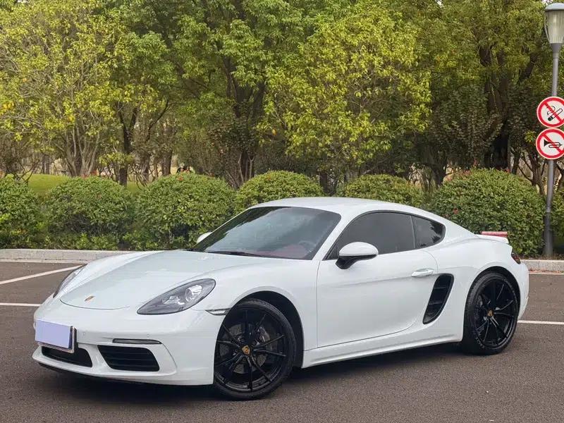 Porsche 718 Cayman 2018 2.0T — миниатюра 1