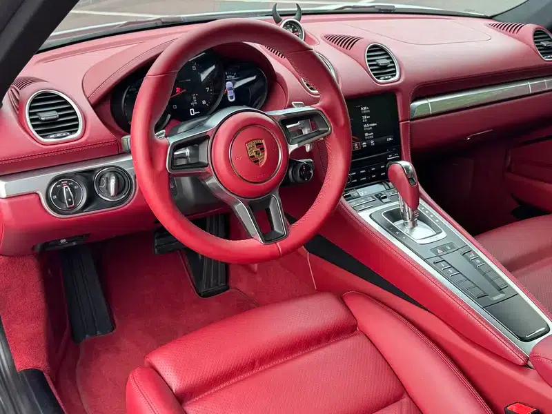 Porsche 718 Cayman 2018 2.0T — миниатюра 12