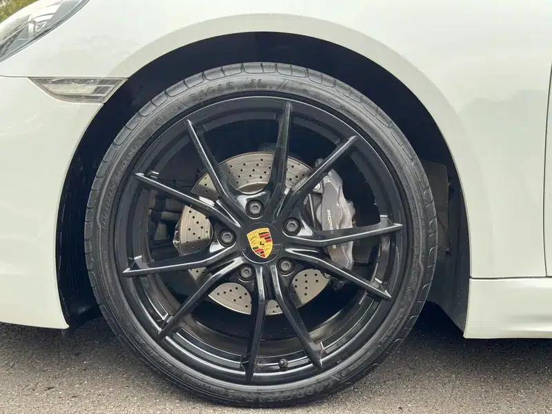Porsche 718 Cayman 2018 2.0T — миниатюра 8