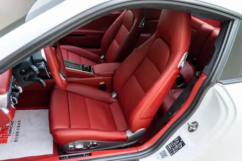 2018 Porsche 911 3.0T Automatic Rear-Wheel Drive 4-Seat Factory Custom Edition — миниатюра 18