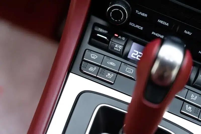 2018 Porsche 911 3.0T Automatic Rear-Wheel Drive 4-Seat Factory Custom Edition — миниатюра 20