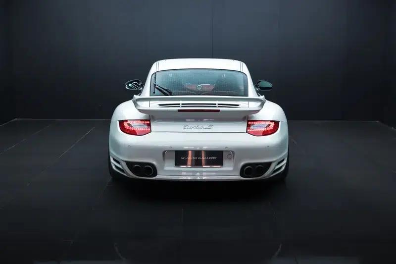 2010 Porsche 911 Turbo S 3.8T — миниатюра 5