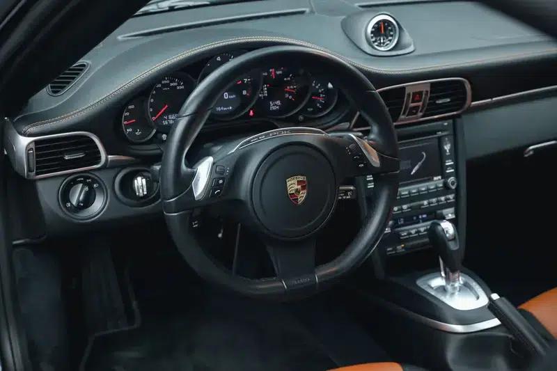 Porsche 911 2011 Edition Style 3.6L Coupe — миниатюра 12