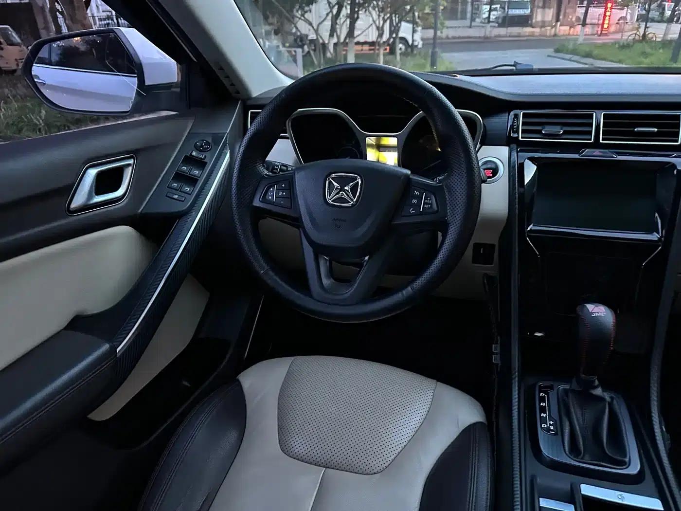 Yusheng S330 2016 1.5L GTDi Automatic 2WD Premium Edition — миниатюра 11