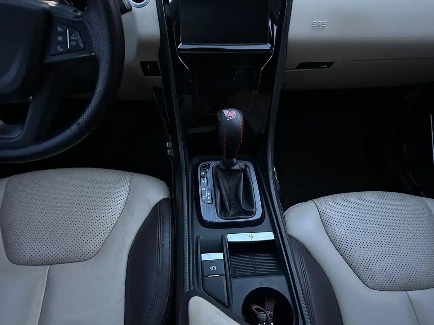 Yusheng S330 2016 1.5L GTDi Automatic 2WD Premium Edition — миниатюра 10