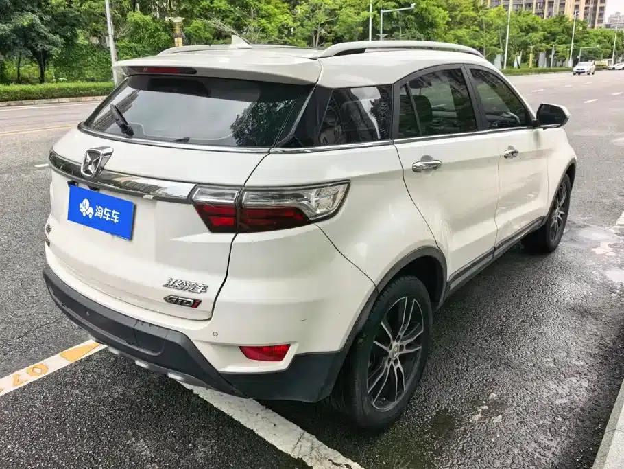 Yusheng S330 2016 1.5L GTDi Automatic 2WD Flagship Edition — миниатюра 3