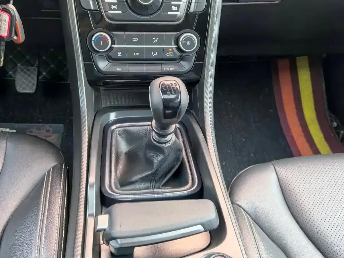 Yusheng S330 2016 1.5L GTDi Manual 2WD Comfort Edition — миниатюра 8