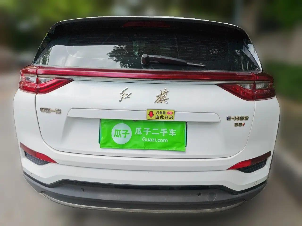 Hongqi E-HS3 2019 Zhilian Qiyue Two-Wheel Drive Version — миниатюра 5