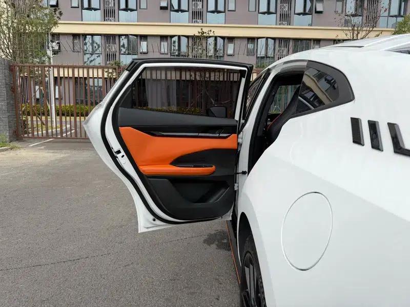 Changan UNI-V 2023 2.0T Speed Edition — миниатюра 20
