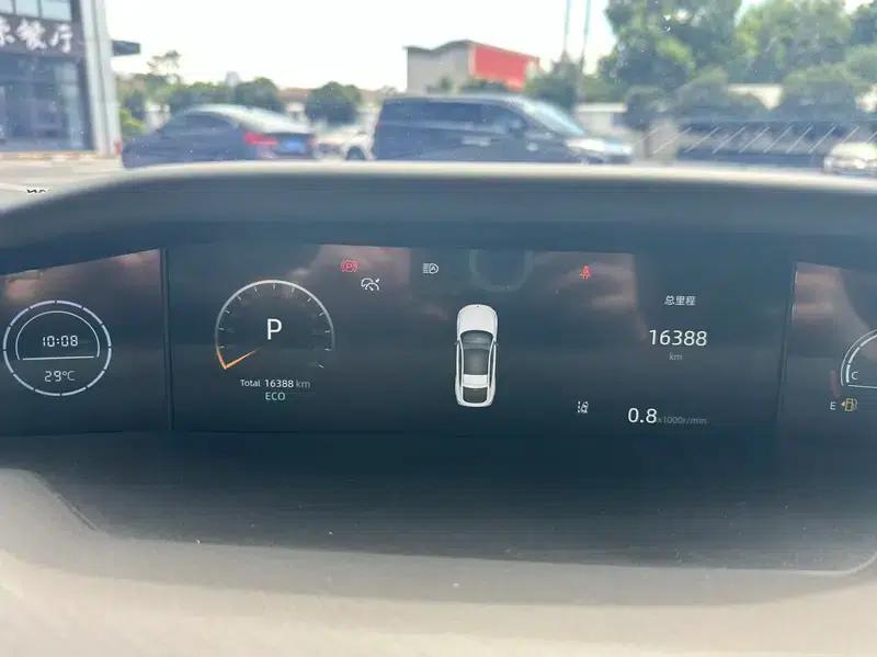 Changan UNI-V 2024 1.5T Premium Edition — миниатюра 12