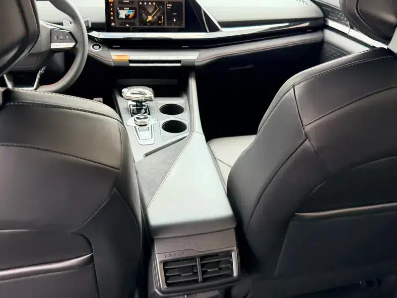 Changan UNI-V 2022 1.5T Sport Edition — миниатюра 11