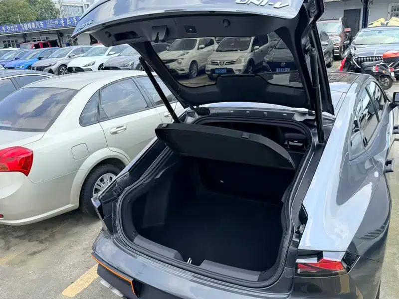 Changan UNI-V 2022 1.5T Sport Edition — миниатюра 22