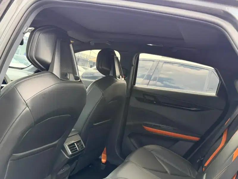 Changan UNI-V 2022 1.5T Sport Edition — миниатюра 23