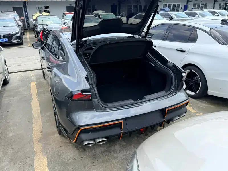 Changan UNI-V 2022 1.5T Sport Edition — миниатюра 24