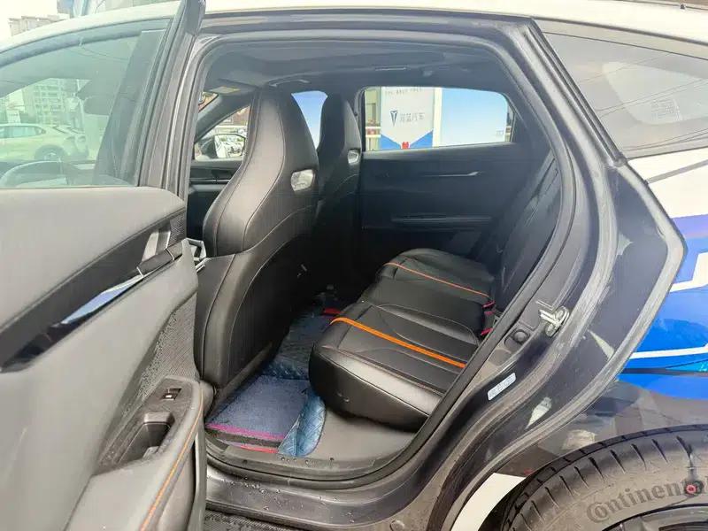 Changan UNI-V 2024 1.5T Premium Edition — миниатюра 11
