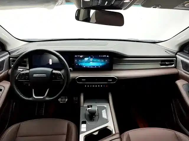 Jetour X90 PLUS 2024 1.6TD DCT Villa 5-seater — миниатюра 14