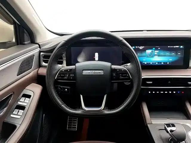 Jetour X90 PLUS 2024 1.6TD DCT Villa 5-seater — миниатюра 15