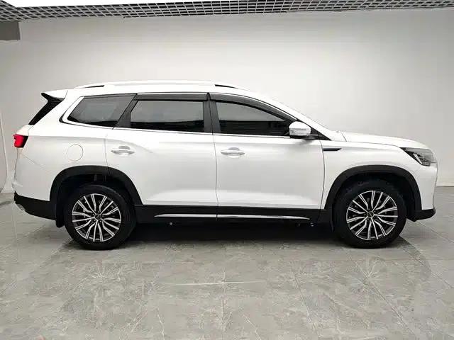 Jetour X90 PLUS 2024 1.6TD DCT Villa 5-seater — миниатюра 6