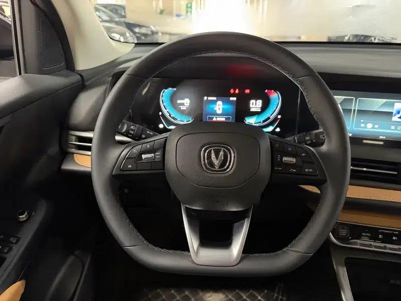 Changan CS55 PLUS 2022 Blue Whale Edition 1.5T DCT Luxury Model — миниатюра 9